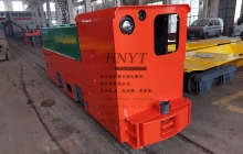 廣西8噸礦用變頻湘潭電機車發(fā)貨