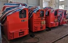 廣西10噸湘潭架線式電機車發(fā)往國外