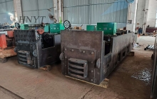 廣西定制型10噸湘潭架線式電機車測試