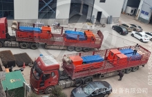 一批8噸鋰電池湘潭電機(jī)車裝車發(fā)往海外